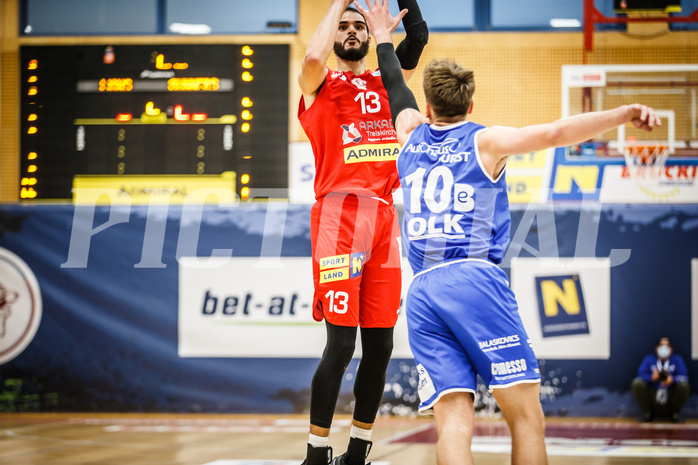Basketball, bet-at-home Basketball Superliga 2021/22, Grunddurchgang 1.Runde, Traiskirchen Lions, Oberwart Gunners, Aaron Michael Falzon (13)