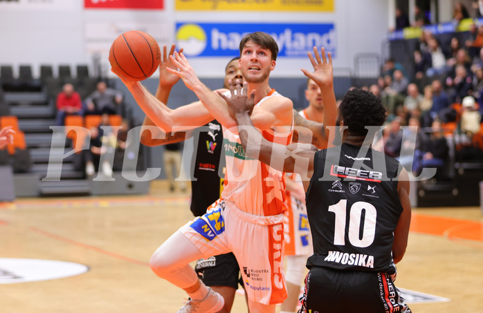 Basketball Superliga 2022/23, 8.Plazierungsrunde Klosterneuburg Dukes vs. Flyers Wels


