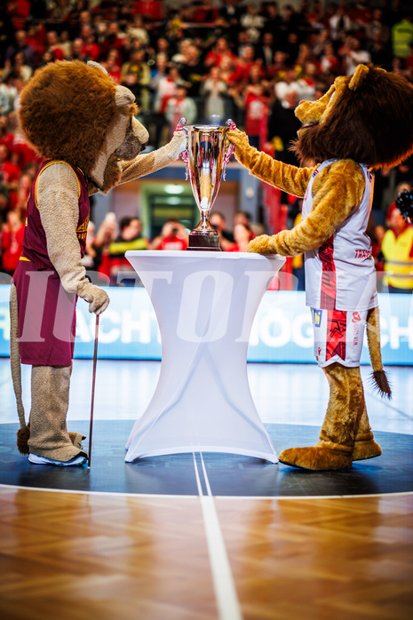 Basketball, Basketball Austria CUP 2023/24, Finale, Traiskirchen Lions, Flyers Wels, feature, Pokal