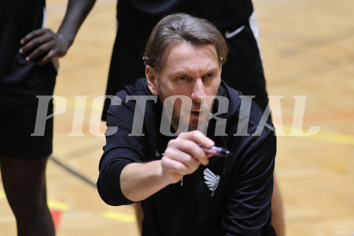 Basketball Zweite Liga 2024/25, Grunddurchgang 19.Runde Raiders Tirol vs. BBU Salzburg


