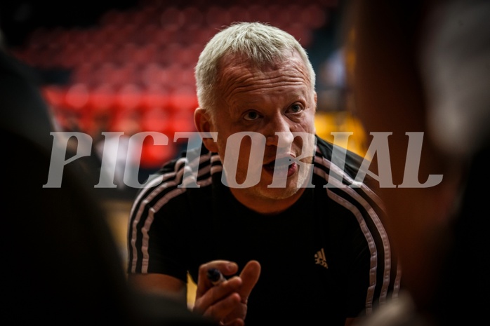 Basketball, ABL 2018/19, Grunddurchgang 30.Runde, BC Vienna, Oberwart Gunners, Luigi Gresta (Head Coach) Basketball, ABL 2018/19, Grunddurchgang 30.Runde, BC Vienna, Oberwart Gunners, Luigi Gresta (Head Coach)