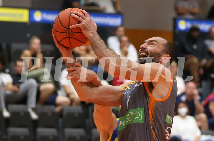 Basketball Superliga 2021/22, NÖ-Cup Klosterneuburg Dukes vs. SKN St.Pölten



