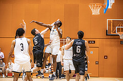 Basketball, Basketball Zweite Liga 2022/23, Grunddurchgang 19.Runde, Basket Flames, Güssing Blackbirds, Sebastian Koch (5), Kingsley Fobi (14)