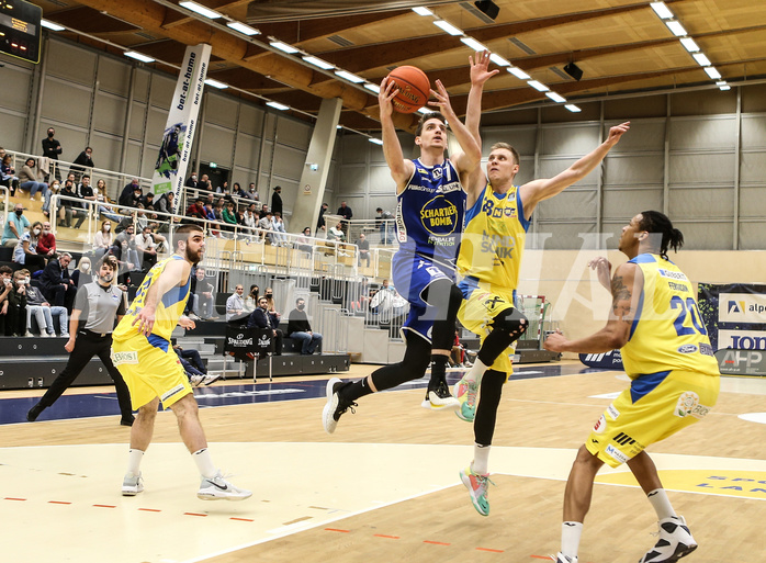 Basketball Superliga 2021/22, 5.Plazierungsrunde SKN St.Pölten vs. Gmunden Swans