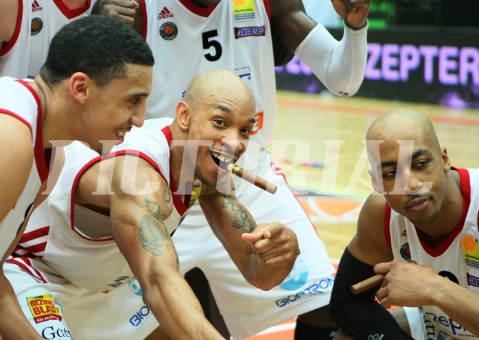 Basketball ABL 2012/13 Snickers-Playoff  Finale 5. Spiel BC Zepter Vienna vs. Redwell Gunners Oberwart, Shawn Ray (6), Maurice Pearson (10), Ryan Richards (8)












 































