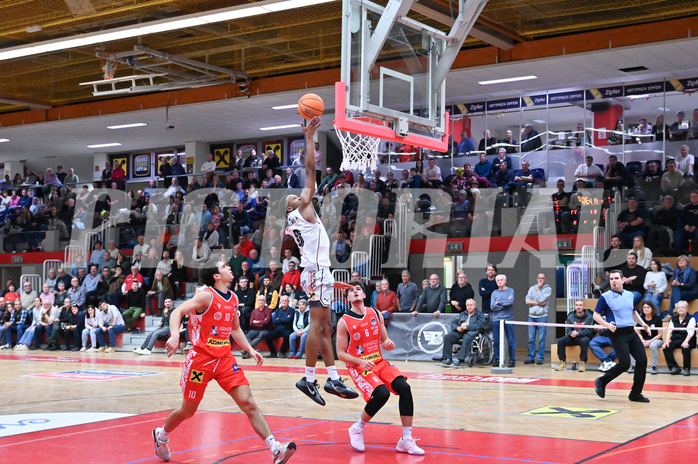Basketball, Superliga 2024/25, Grunddurchgang 10.Runde, Flyers Wels vs. Traiskirchen Lions,
