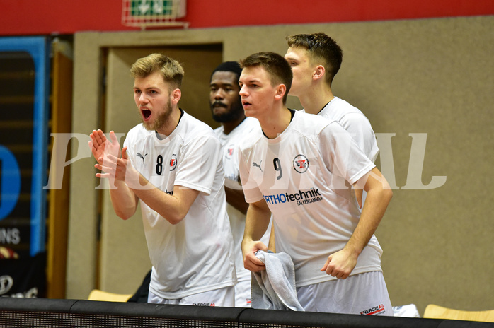 Basketball Superliga 2020/21, Grunddurchgang 13. Runde Flyers Wels vs. Oberwart, Konstantin Waser (8), Danilo Tepic (9),
