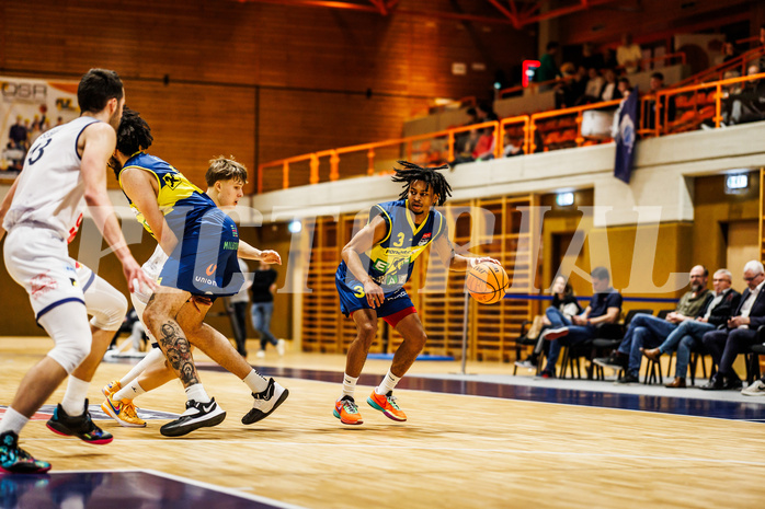 Basketball, win2day Basketball Superliga 2023/224, Grunddurchgang Runde 21, BBC Nord Dragonz, UBSC Graz, Zachery Deshon Cooks (3)