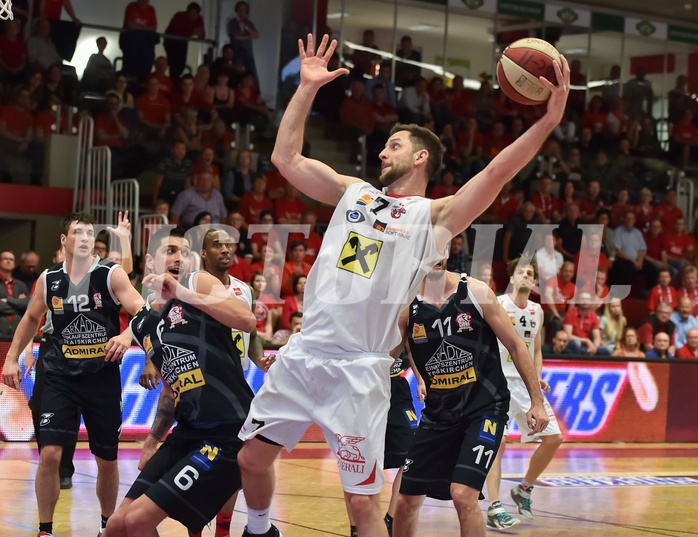 Basketball ABL 2015/16 Playoff Halbfinale Spiel 1 WBC Wels vs Traiskirchen Lions