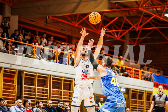 Basketball, win2day Basketball Superliga 2023/224, Grunddurchgang Runde 5, BBC Nord Dragonz, SKN St. Pölten, Tino Sebalj (13)