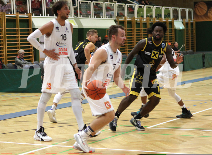 Basketball 2.Bundesliga 2021/22 Grunddurchgang 1.Runde  Fürstenfeld Panthers vs BBC Nord Dragonz