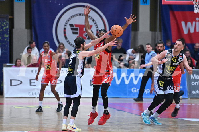 Basketball, Superliga 2024/25, Plazierungsrunde 5.Runde, Flyers Wels vs. Gmunden Swans,
