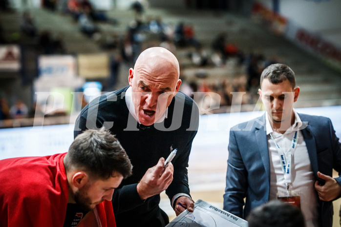 Basketball, bet-at-home Basketball Superliga 2021/22, Grunddurchgang Runde 4, Oberwart Gunners, BC GGMT Vienna, Aramis Naglic (Head Coach) Basketball, bet-at-home Basketball Superliga 2021/22, Grunddurchgang Runde 4, Oberwart Gunners, BC GGMT Vienna, Aramis Naglic (Head Coach)