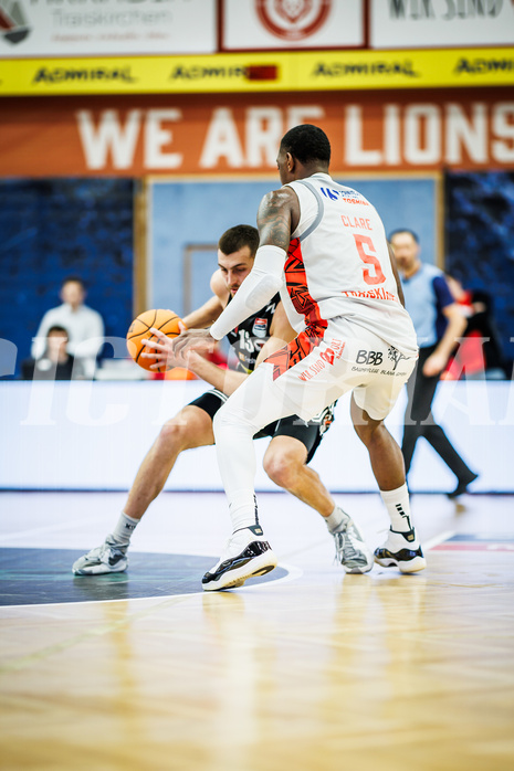 Basketball, Basketball Austria CUP 2023/24, Finale, Traiskirchen Lions, Flyers Wels, 