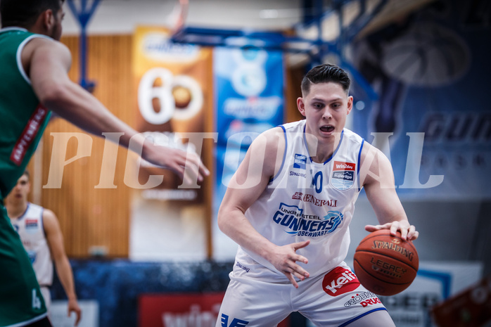Basketball, bet-at-home Basketball Superliga 2021/22, Playoffs, Viertelfinale Spiel 3, Oberwart Gunners, Kapfenberg Bulls, Tyler Creammer (10)