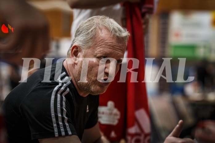 Basketball, ABL 2018/19, Playoff VF Spiel 2, Oberwart Gunners, BC Vienna, Luigi Gresta (Head Coach) Basketball, ABL 2018/19, Playoff VF Spiel 2, Oberwart Gunners, BC Vienna, Luigi Gresta (Head Coach)