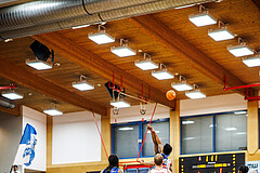 Basketball, Win2Day Superliga 2024/25, Playoffs, Halbfinale Spiel 2, Traiskirchen Lions, Oberwart Gunners, Robert Allen (10)