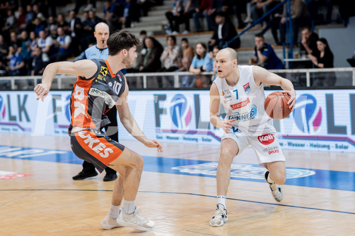 Basketball, Basketball Superliga 2022/23, Platzierungsrunde 10, Oberwart Gunners, Klosterneuburg Dukes, Lennart Burgemeister (10), Sebastian K