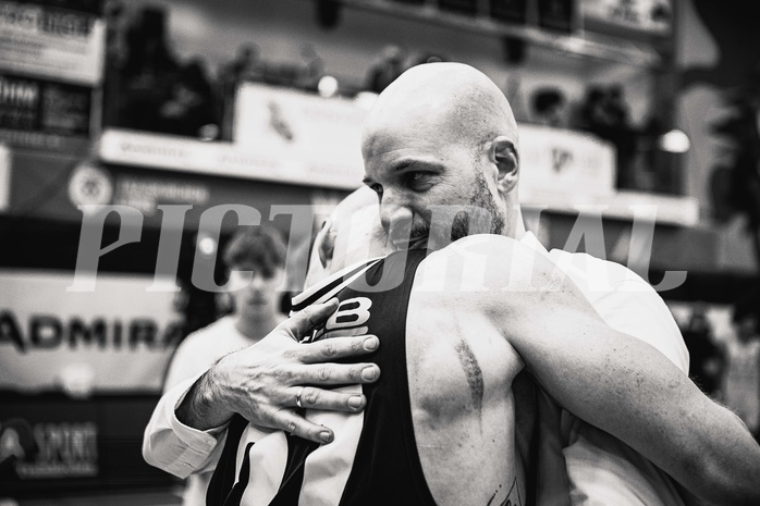Basketball, Basketball Austria CUP 2023/24, Finale, Traiskirchen Lions, Flyers Wels, 
