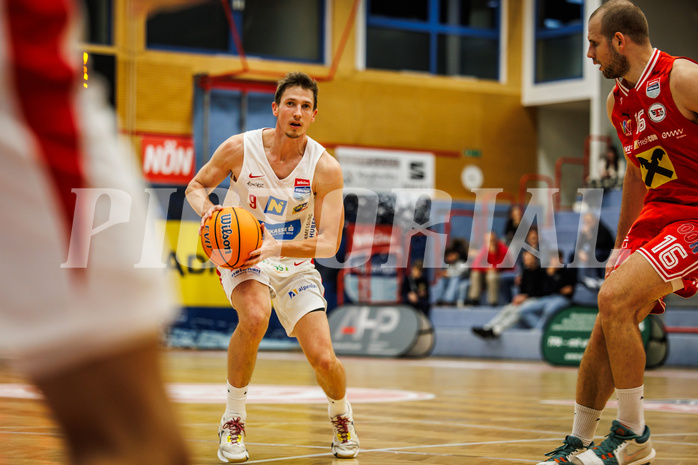 Basketball, win2day Basketball Superliga 2024/25, Grunddurchgang 8.Runde, SKN St. Pölten, Flyers Wels, Roman Jagsch (9)