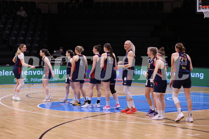 01.04.2024, Graz, Raiffeisen Sportpark, Basketball Damen Superliga 2023/24, Finale, Spiel 2, UBI Holding Graz - SKN St. Pölten Frauen ,  
