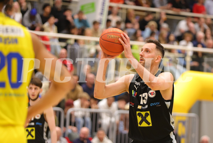 Basketball Superliga 2022/23, Playoff, Viertelfinale Spiel 2 SKN St.Pölten vs. Flyers Wels