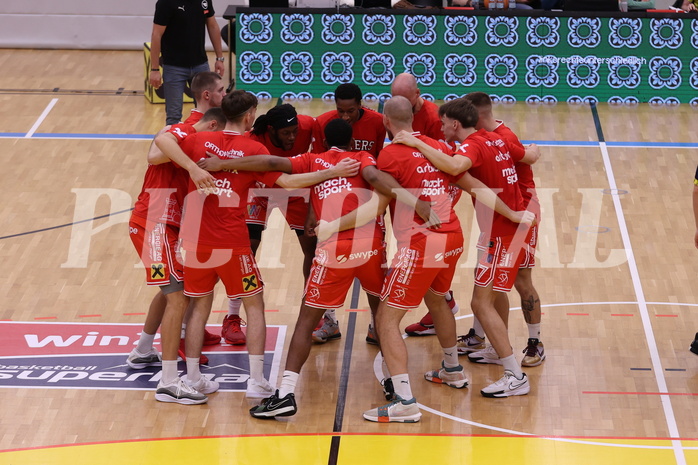 31.10.2024, Graz, Raiffeisen Sportpark Graz, Basketball Superliga 2024/25, Grunddurchgang, Runde 6, UBSC Raiffeisen Graz - Raiffeisen Flyers Wels