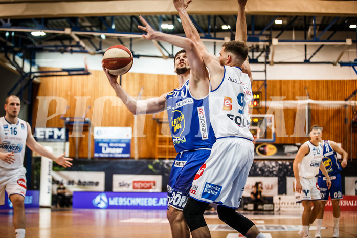 Basketball, bet-at-home Basketball Superliga 2020/21, Halbfinale Spiel 4, Oberwart Gunners, Gmunden Swans, Toni Blazan (10)