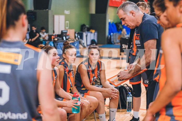 Basketball Basketball Superliga 2020/21, Grunddurchgang 10.Runde Vienna D.C. Timberwolves vs. BK Duchess
