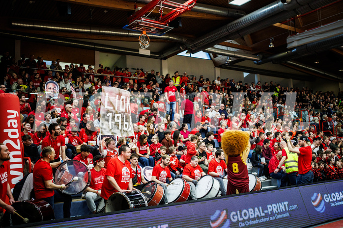Basketball, Basketball Austria CUP 2023/24, Finale, Traiskirchen Lions, Flyers Wels, feature, fans