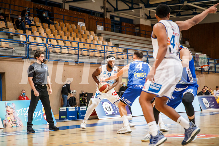 Basketball, bet-at-home Basketball Superliga 2020/21, Grunddurchgang, 14. Runde, Oberwart Gunners, Gmunden Swans, Quincy Diggs (13)