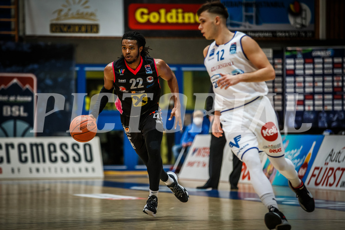 Basketball, bet-at-home Basketball Superliga 2021/22, Grunddurchgang Runde 9, Oberwart Gunners, Flyers Wels, Cameron Delaney (22)