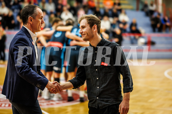 Basketball, win2day Basketball Superliga 2023/24, Grunddurchgang 20.Runde, Traiskirchen Lions, Vienna DC Timberwolves, Radomir Mijanovic (Head Coach)