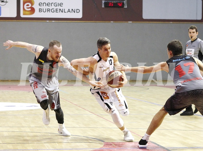 Basketball 2.Bundesliga 2017/18 Grunddurchgang 8.Runde  Jennersdorf Blackbirds vs Villach Raiders