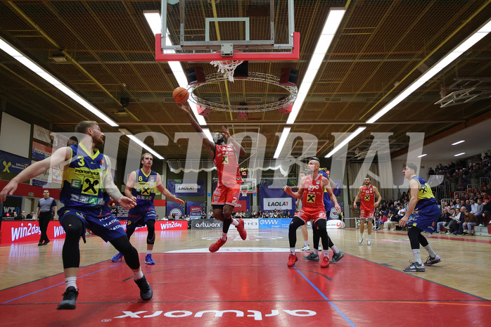 Basketball, Superliga 2024/25, Grunddurchgang 14.Runde, Flyers Wels vs. UBSC Graz,

