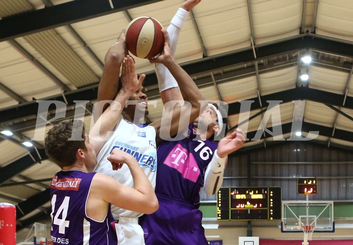 Basketball CUP 2017/18, Achtelfinale D.C. Timberwolves vs. Oberwart Gunners



