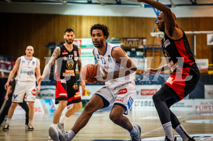 Basketball, bet-at-home Basketball Superliga 2021/22, Platzierungsrunde Spiel 10, Oberwart Gunners, BC GGMT Vienna, Connor Cashaw (13)