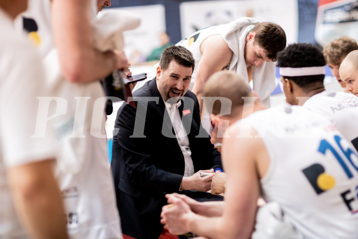 Basketball, Basketball Superliga 2022/23, Platzierungsrunde 10, Oberwart Gunners, Klosterneuburg Dukes, Horst Leitner (Coach)