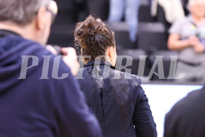 17.04.2025, Graz, Raiffeisen Sportpark, Basketball Damen Superliga 2024/25, Finale Spiel 3, UBI Graz vs. Klosterneuburg Duchess, 17.04.2025, Graz, Raiffeisen Sportpark, Basketball Damen Superliga 2024/25, Finale Spiel 3, UBI Graz vs. Klosterneuburg Duchess,