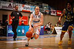 Basketball, bet-at-home Basketball Superliga 2021/22, Platzierungsrunde Spiel 8, Oberwart Gunners, UBSC Graz, Sebastian Käferle (7)