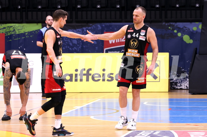 25.04.2023, Graz, Raiffeisen Sportpark Graz, Basketball Superliga 2022/23, Playoff, Viertelfinale Spiel 2, UBSC Raiffeisen Graz vs. BC GGMT Vienna 25.04.2023, Graz, Raiffeisen Sportpark Graz, Basketball Superliga 2022/23, Playoff, Viertelfinale Spiel 2, UBSC Raiffeisen Graz vs. BC GGMT Vienna