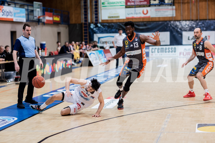 Basketball, Basketball Superliga 2022/23, Viertelfinale Spiel 1, Oberwart Gunners, Klosterneuburg Dukes, Derek Hanes (14), Joshua Nurse (13)