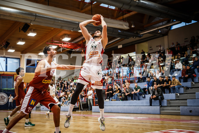 Basketball, win2day Basketball Superliga 2022/23, Grunddurchgang 1.Runde, Traiskirchen Lions, BC GGMT Vienna, Fahrudin Manjgafic (2)