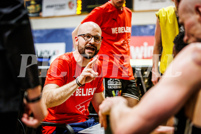 Basketball, Win2Day Superliga 2024/25, Playoffs Viertelfinale Spiel 4, BBC Nord Dragonz, Flyers Wels, Sebastian Waser (Head Coach)