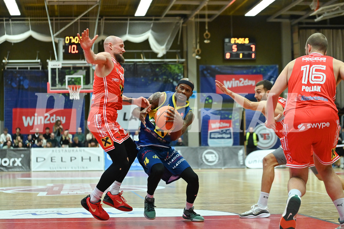 Basketball, Superliga 2024/25, Grunddurchgang 14.Runde, Flyers Wels vs. UBSC Graz,