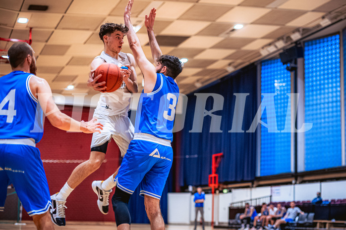 Basketball 2.Bundesliga 2021/22, Grunddurchgang 12.Runde Basket Flames vs. Pirlo Kufstein Towers 
