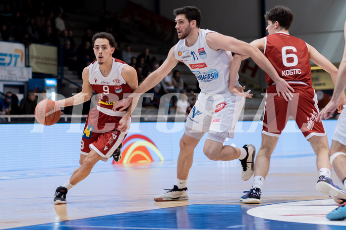 Basketball, Basketball Superliga 2022/23, Grunddurchgang Runde 20 , Oberwart Gunners, Flyers Wels, Lukas Hahn (9), John Joseph Rauch (11), Aleksej Kostic (6)