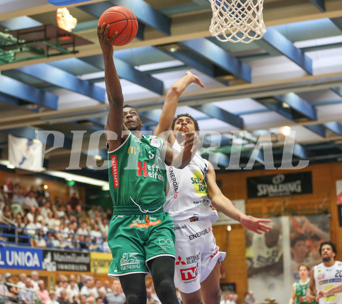 Basketball Superliga 2022/23, Playoff,  Viertelfinale Spiel 1 Gmunden Swans vs. Kapfenberg Bulls
