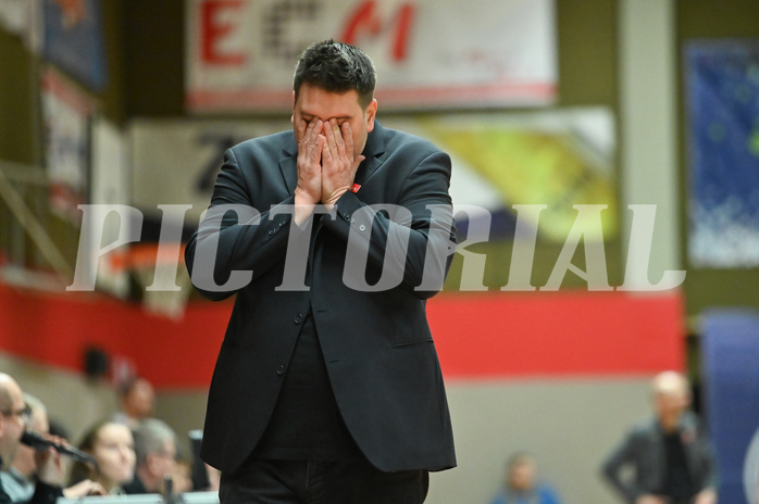 Basketball, Superliga 2023/24, Grunddurchgang 18. Runde, Flyers Wels vs. Oberwart Gunners,
Basketball, Superliga 2023/24, Grunddurchgang 18. Runde, Flyers Wels vs. Oberwart Gunners,