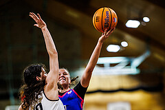 Basketball, Win2Day Basketball Damen Superliga 2024/25, Grunddurchgang 9.Runde, Basket Flames, UBSC-DBBC Graz, Agatija Vukicevic (18), Ajla Meskic (10)